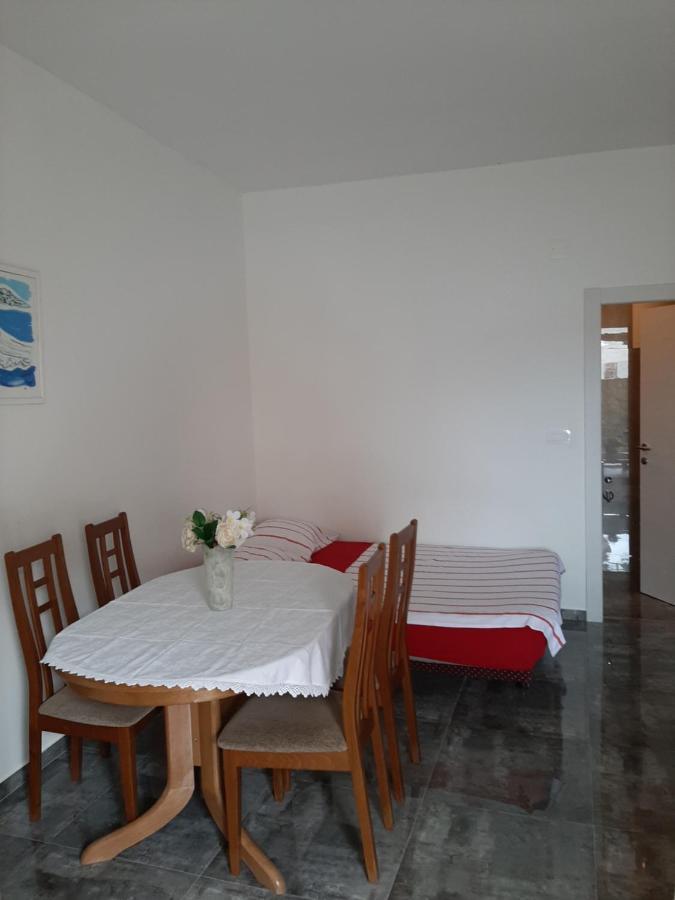 Cvita Apartment Vodice Exterior photo